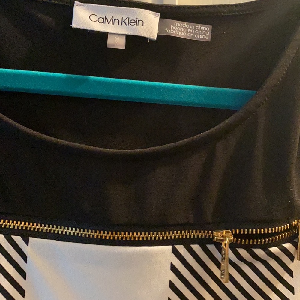 Calvin Klein medium top - Picture 3 of 3